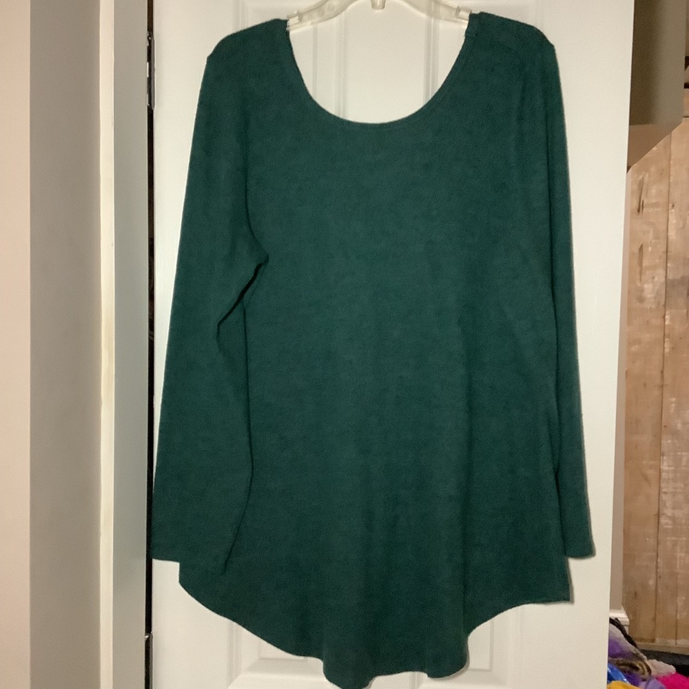 Torrid V back top size 3